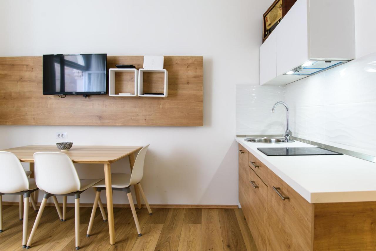 Street Buzz Old Town Apartment By Duhomes ดูบรอฟนิก ภายนอก รูปภาพ
