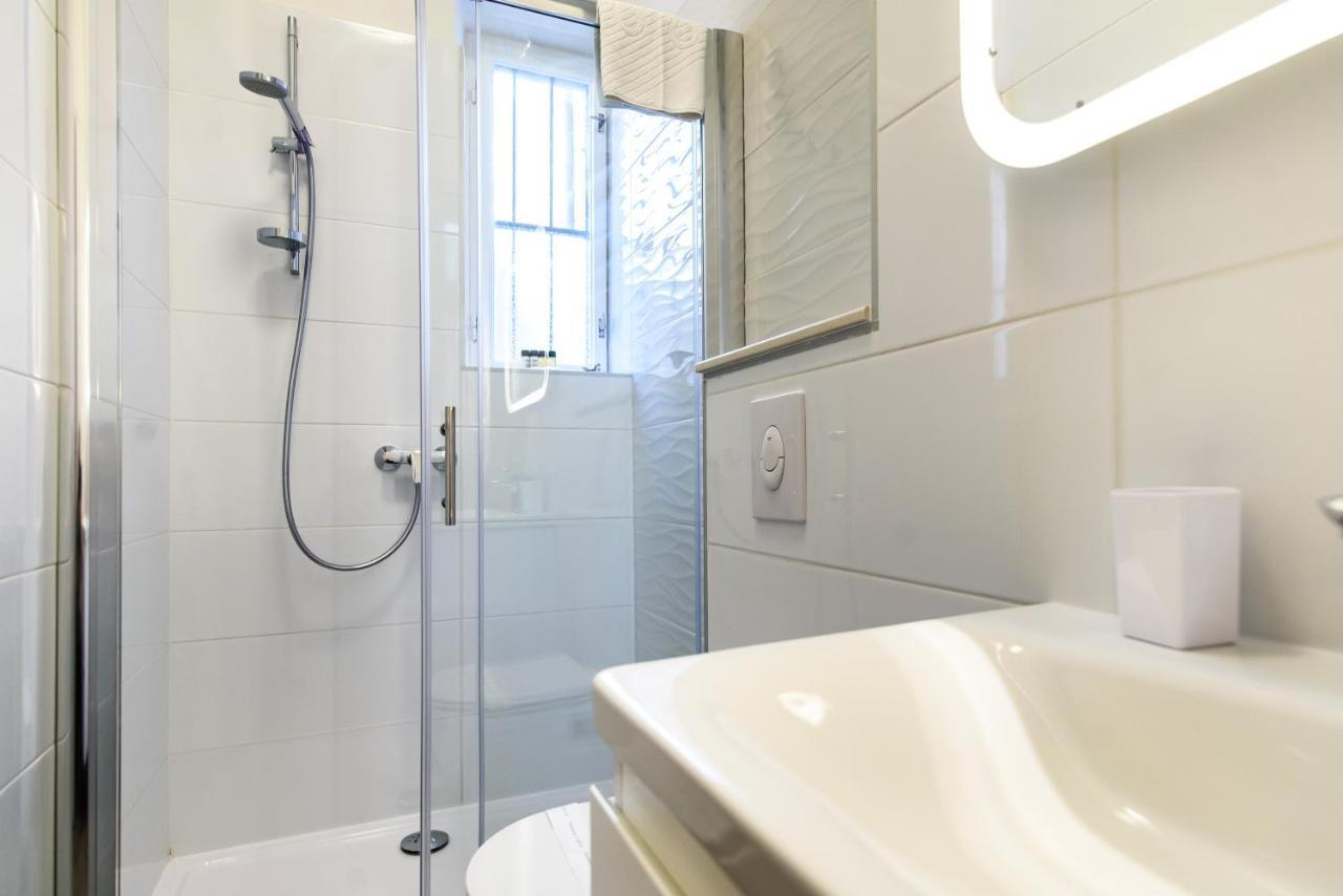 Street Buzz Old Town Apartment By Duhomes ดูบรอฟนิก ภายนอก รูปภาพ