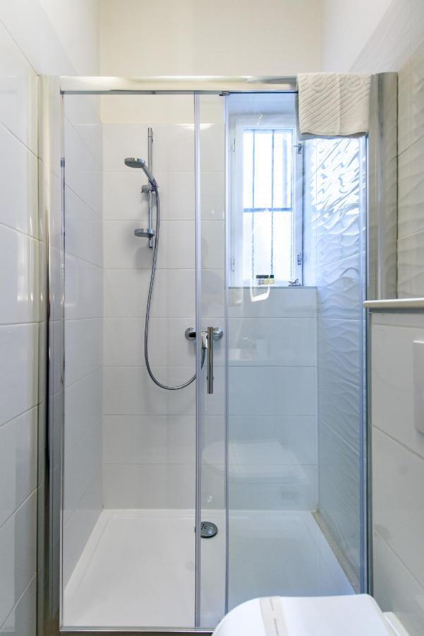 Street Buzz Old Town Apartment By Duhomes ดูบรอฟนิก ภายนอก รูปภาพ